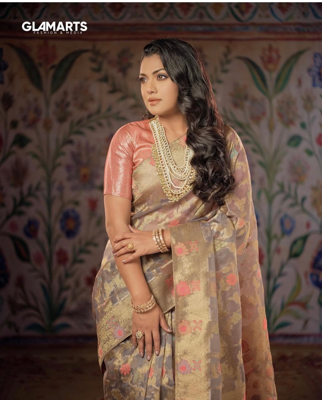 Dusky Jamdani saree