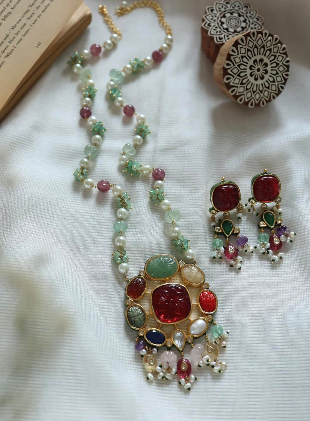 Navratan Locket Set