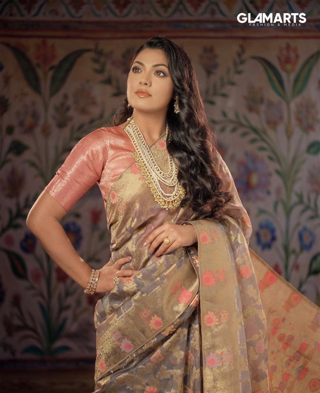 Dusky Jamdani saree