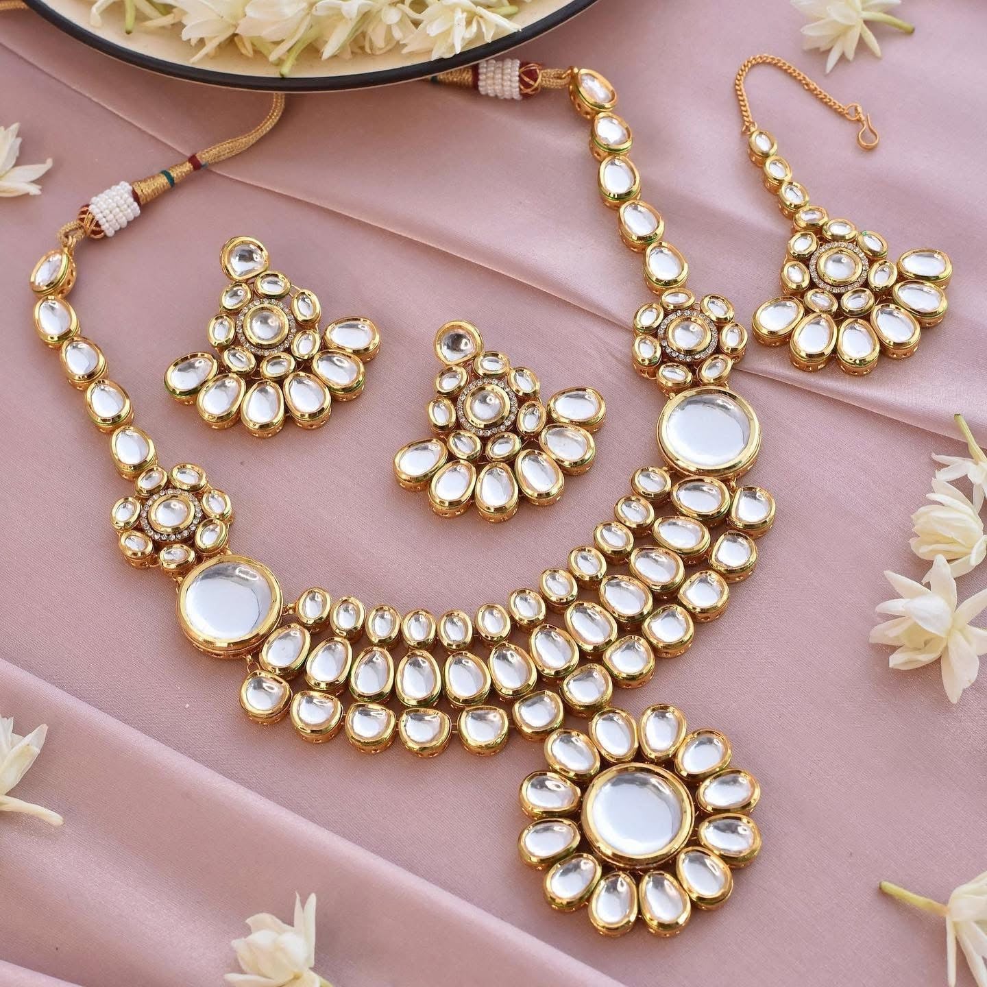 Hasley Kundan set