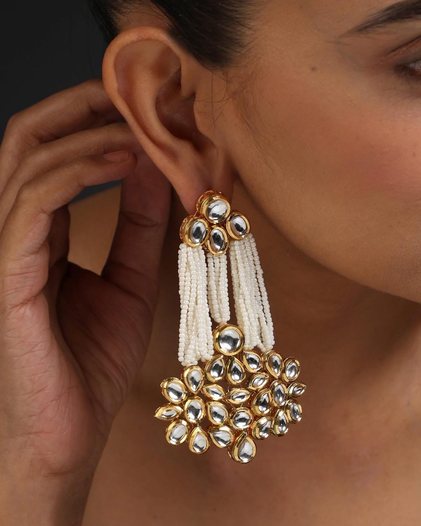 Pearl dangler