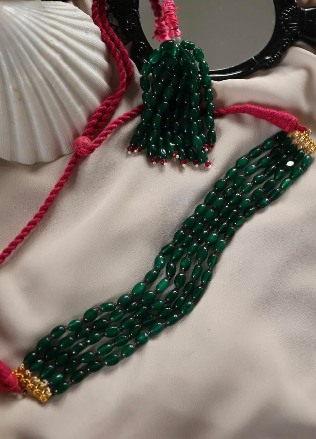 Ekra Choker Set