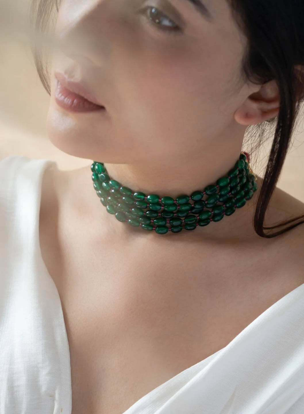 Ekra Choker Set