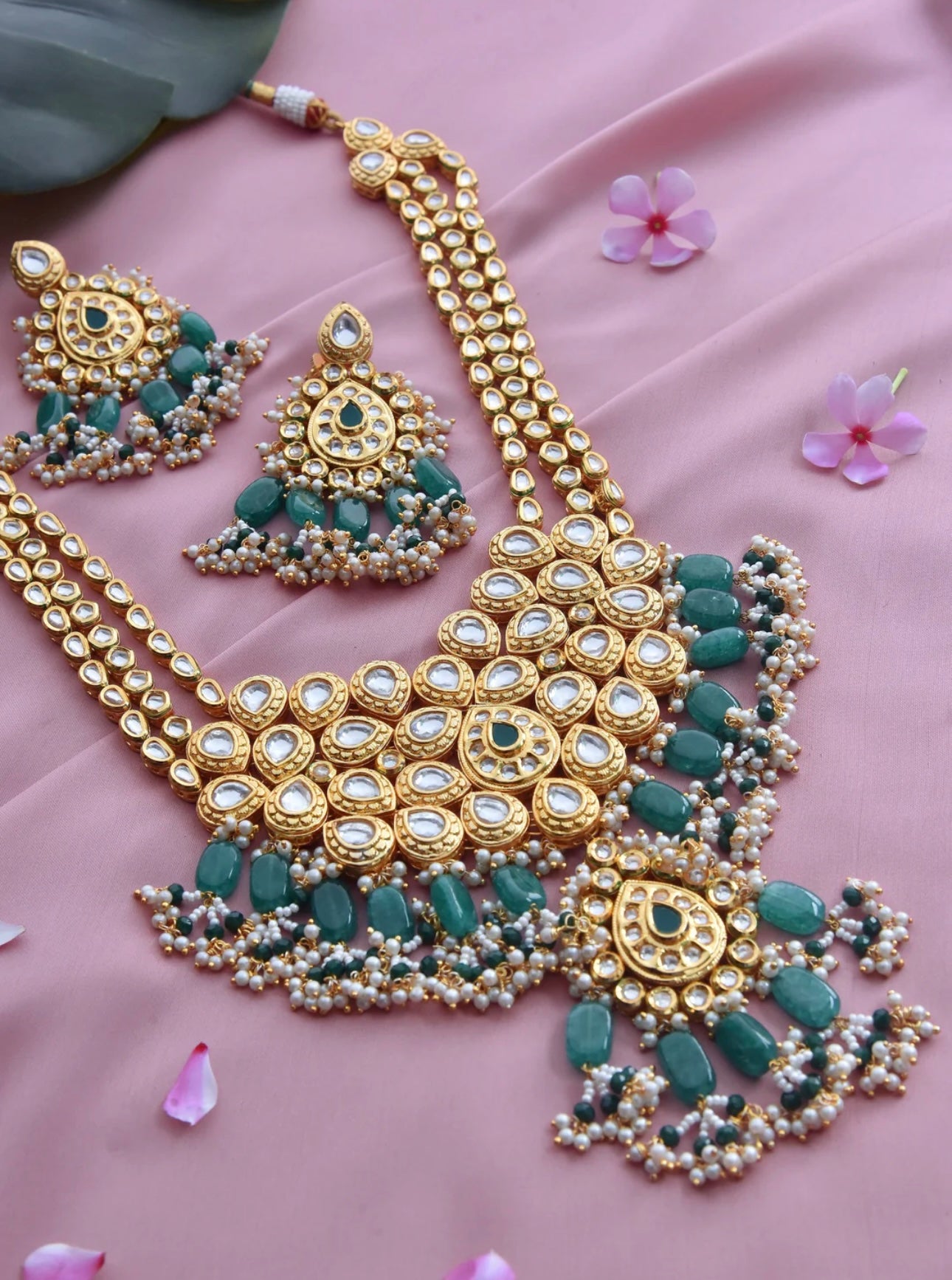 Driya Necklace Set