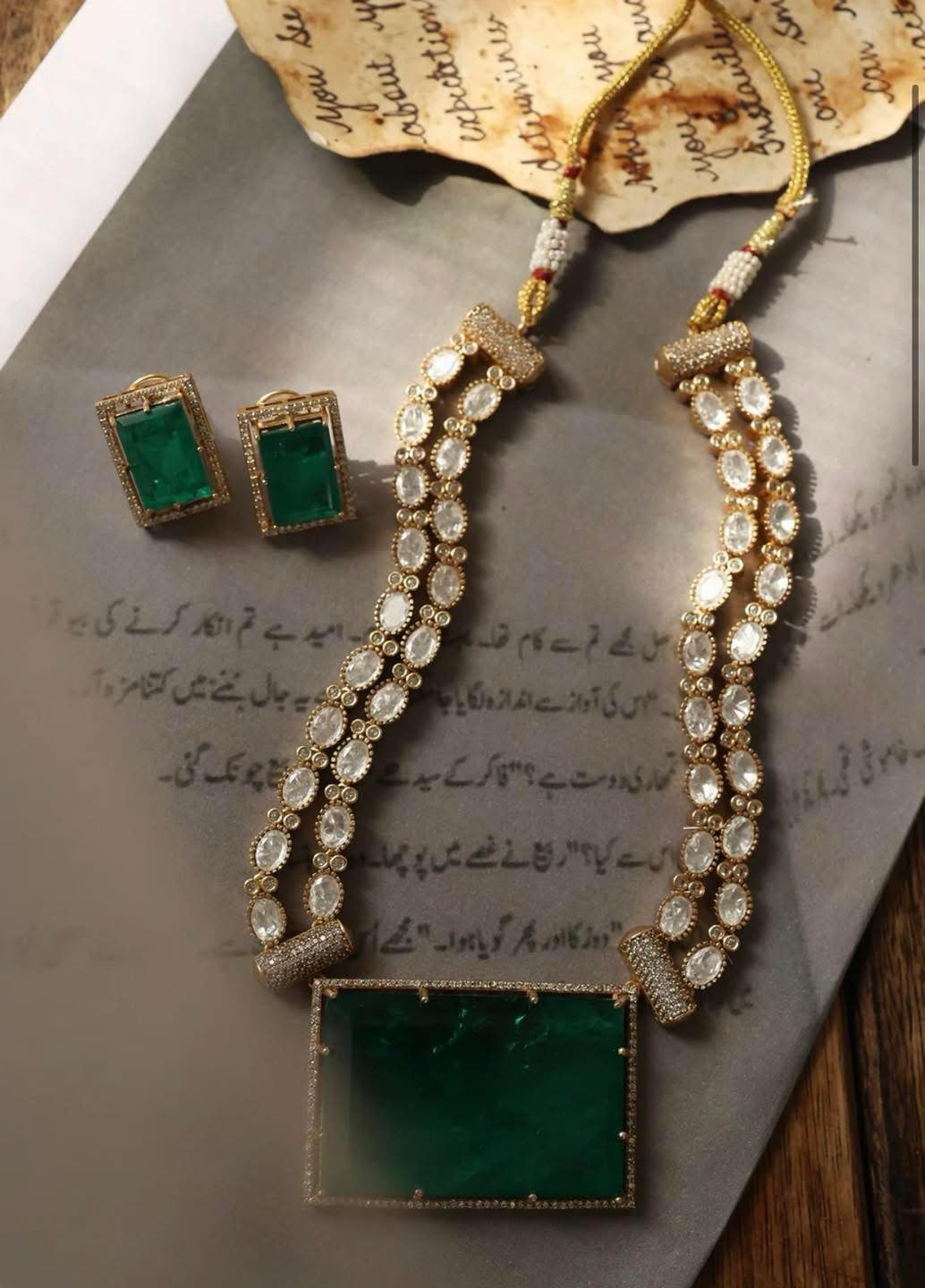 Zareen Emerald Set