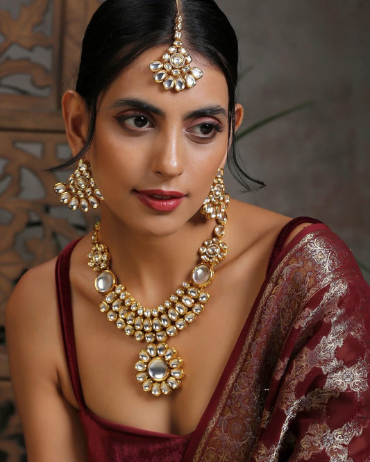 Hasley Kundan set